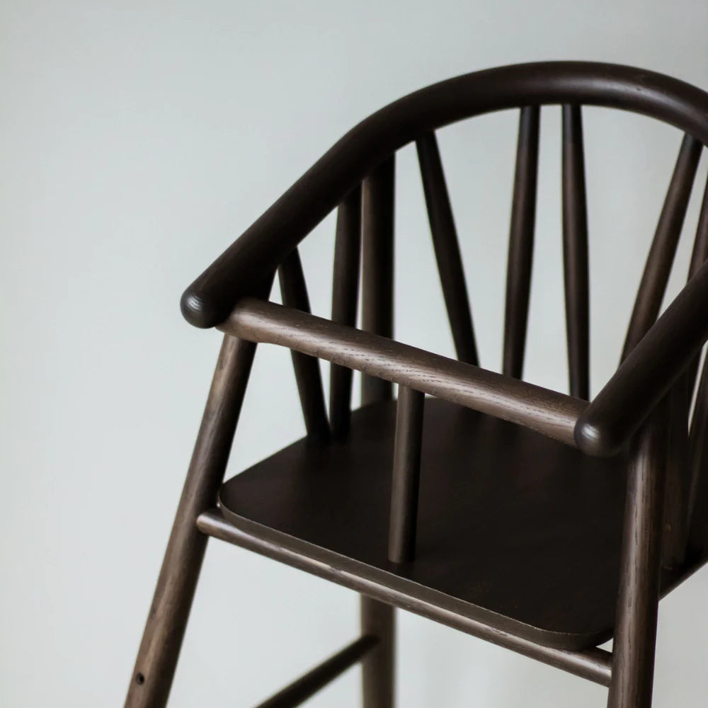 SAGA HIGH CHAIR