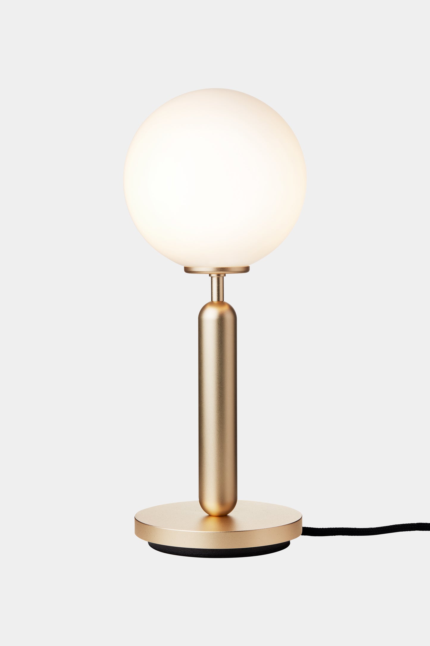 MIIRA TABLE